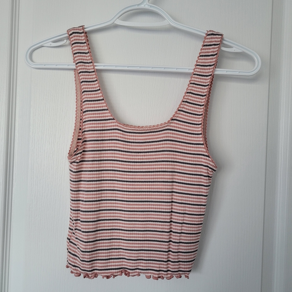 American Eagle Crop Top - size xs
